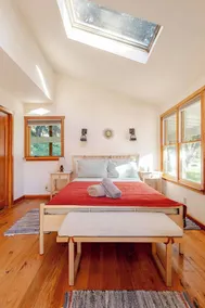 Gemütliche Off-Grid-Hütte, privates 300-Morgen-Refugium - Image 3