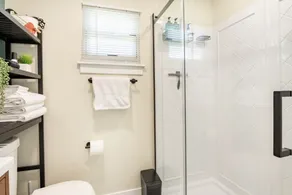 Charming Studio 2 Blocks from Light Rail & Downtown Bike Path! - Image 4