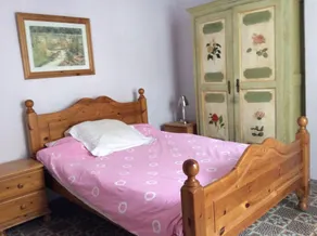 Lovely period spacious village house with a pool and wifi - Image 5