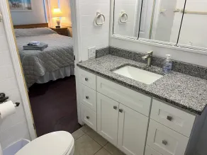 MERMAID MANOR heated POOL!! Waterfront, KAYAKS, boat dock, Weeki Wachee manatees - Image 2