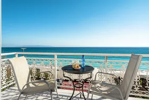 Room \"Angela sea view 4\" with sea view, Wi-Fi, and air conditioning - Image 2