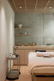 At Hotel 35 - Image 4