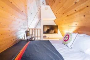 Dog Friendly A-frame Hot Tub Nature Views - Image 4