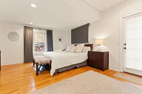 Heated pool and steps from downtown Saugatuck! Family-friendly retreat - Image 5