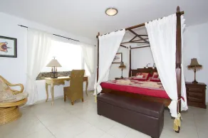 Brilliant Puerto Del Carmen Villa Dos Piedras 4 Bedrooms Private Pool - Image 4