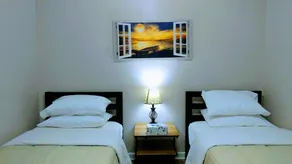 Modern Brick Home 9.2 mi to Mammoth Cave Sleeps 10 - Image 5
