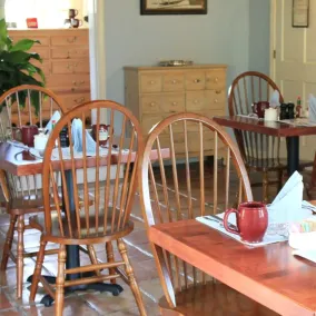 1802 House Bed & Breakfast - Image 2