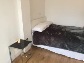 City centre apartment with view - Image 2