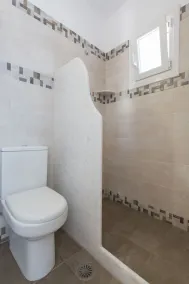 H2O Villa privata Paros, piscina a sfioro, zona salotto vista mare, barbecue e bar - Image 2