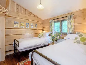 2 bedroom accommodation in Croft, near Skegness - Image 5