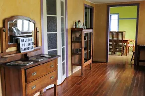 James 'Farmhouse Ballandean - Image 4