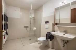 Appartamento 'Haus Isele' con vista montagna, terrazza e Wi-Fi - Image 2