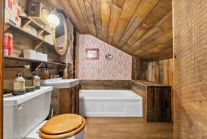 Spacious Large Cabin at Harding near I-65/Downtown Franklin - Image 5