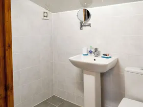 1 bedroom accommodation in Gillingham - Image 2