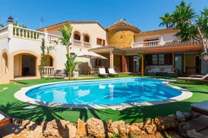 Castellet - Spektakuläre Villa mit Pool in der Nähe von Palma - Image 3