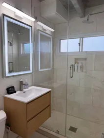 New Superior Malibu Road Oceanfront Townhouse PRIVATE BEACH - Image 2