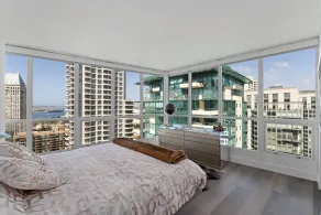 Double story downtown Marina penthouse! - Image 4