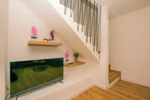 House Astrid - Image 2