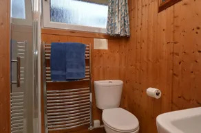 Ash Lodge, cerca de Dunoon. Se aceptan mascotas alojamiento económico para 2 personas - Image 2
