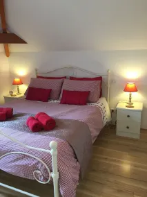 Modern Spacious Villa 15 minutes walk to the centre of Brantome - Image 5