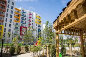 Apartment with swimming pool in Tbilisi - Image 4