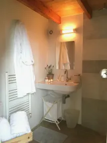 Charmantes großes französisches Mehrfamilienhaus - Image 3