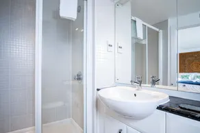 Skyline Duplex Penthouse - 3 Bedroom - Llanelli - Image 3