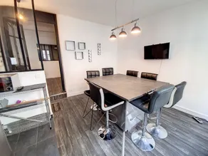 Tres mignon appartement Toutes commodités et metro a 2 mn et du Rer  - Image 5