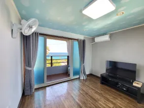 The Haus - Image 3