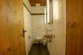 2-room flat with lake view on the 3rd floor - Image 5