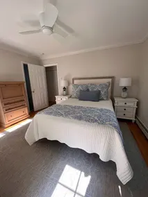Walk to private bay beach, close to Greenport, wineries, golf! Premier Host home - Image 5