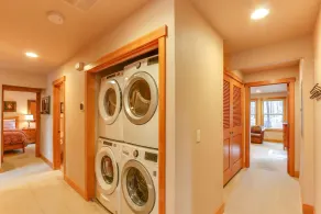 5BR+Loft,5BA,3 King|Close to Village|SHARC Pool|Hot tub|A/C|WiFi|Bikes|EV Chrg - Image 3