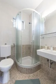 Cina Apartments - Image 3