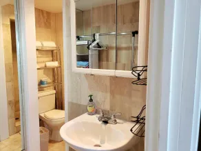 21st Floor Renovated Studio with 2 Queen Beds & NO resort fee - Image 4