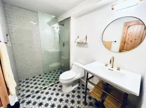 New Rustic Modern close to Ski,Beach,Restaurant’s - Image 5