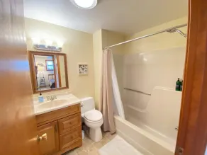 Lake Living w/ Salt Water Hot Tub - Image 2