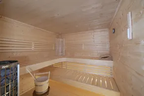 Luxury vacation home with sauna and garden. All bedrooms with their own new bathroom - Image 3