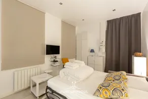 Studio Quélin 2 | Bright | City Center | 2 Guests - Image 5