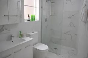 Homy Apartment In Trendy Haberfield - Image 4