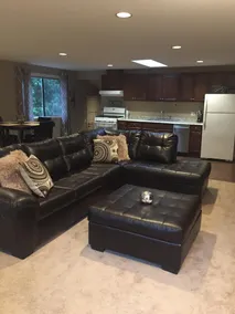 Wine Country Hollywood Hill Home In Woodinville - Image 4