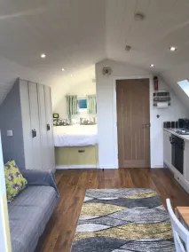 Bumble Bee Cottage - Image 4
