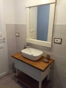 Two-room apartment located in the historic center - Image 2