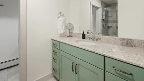 Charming Sugarbush Farmhouse Condo with Hot Tub Oasis - Image 3