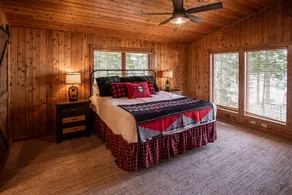 Stunning Waterfront Modern Cabin inNational Forest Saturday/Saturday Wkly Rental - Image 4