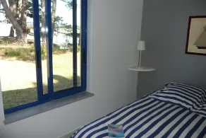 Holiday home in a secluded location surrounded by the sea Hanvec - Image 4