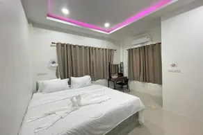 Nueng Pool Villa - Image 5