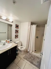 2 BDRM A/C Condo w/Ensuite Laundry + Free Parking - Image 4