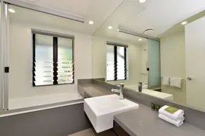 Temple Resort & Spa Port Douglas - Image 5