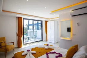 2 Bedroom Villa with Outdoor & Heated Indoor Pool, Central Kalkan - Image 4