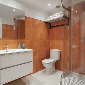 Cozy and comfortable apartment one step from the beach  with swimming pool - Image 4